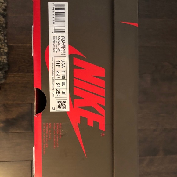 Jordan 1 Travis Scott low - Picture 10 of 12